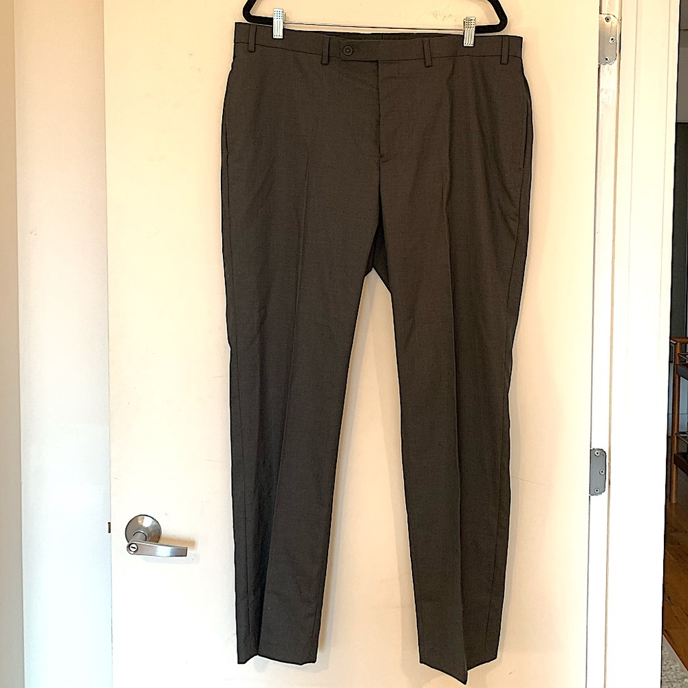 Calvin Klein Grey Men’s Trousers, Size 40W x 32L